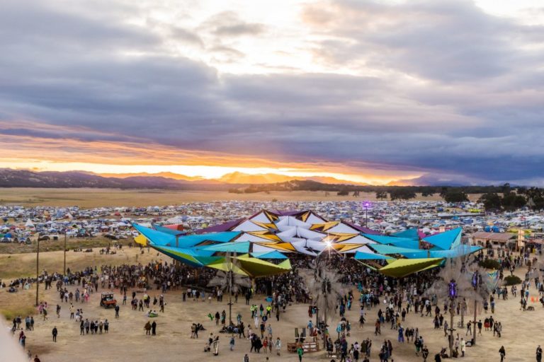 LightningImage2 768x512