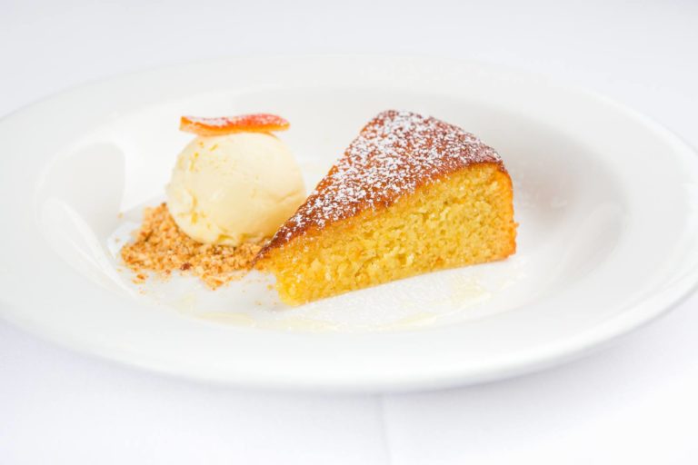 CafeStHonore Image2 768x512