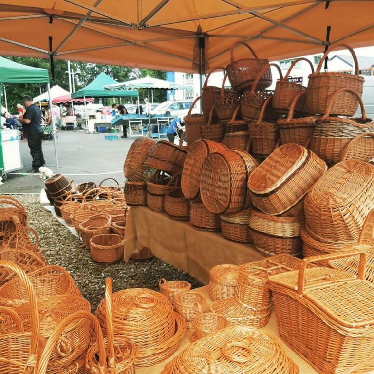 EnnisFM Image2 768x768