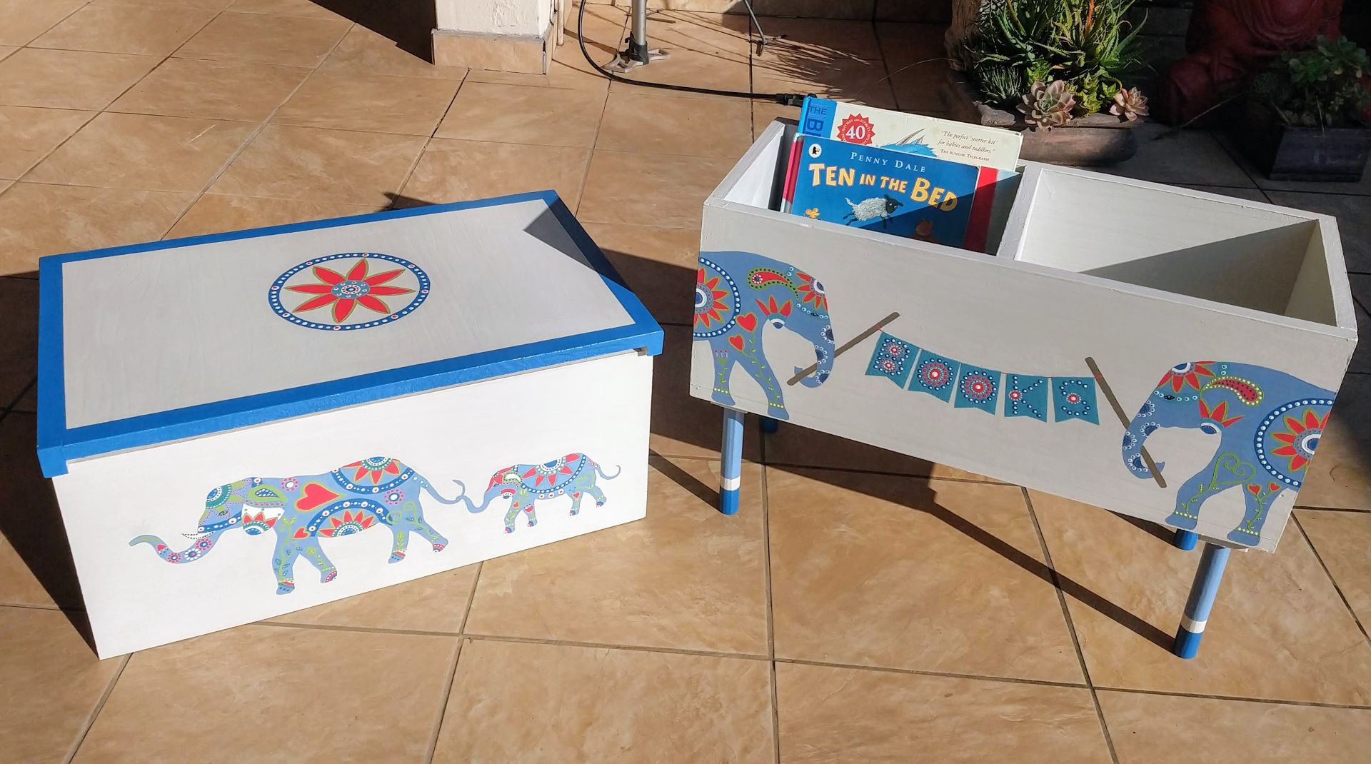 Elephant Storage Box & Book Stand Matching Set